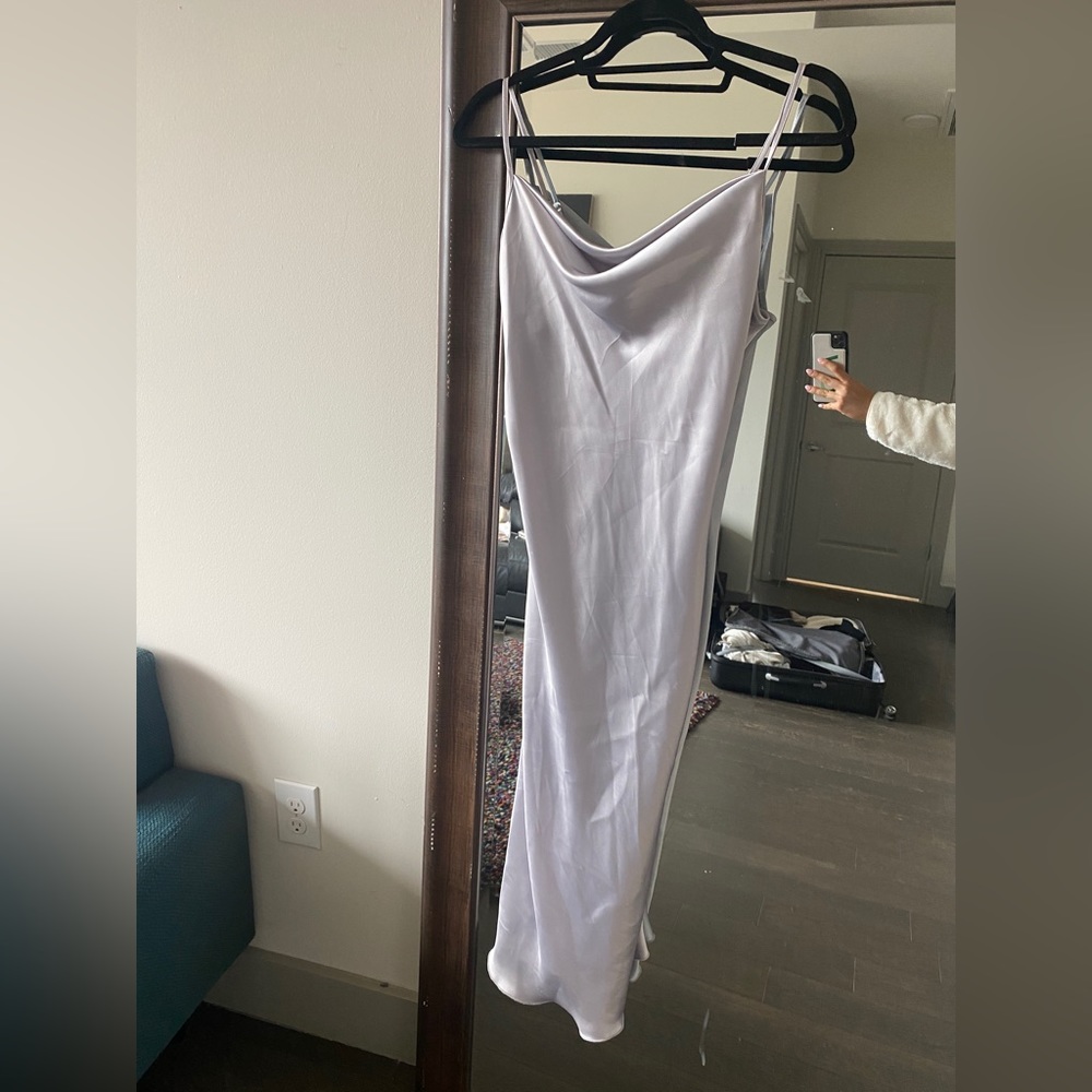 Bebe silk midi dress Small